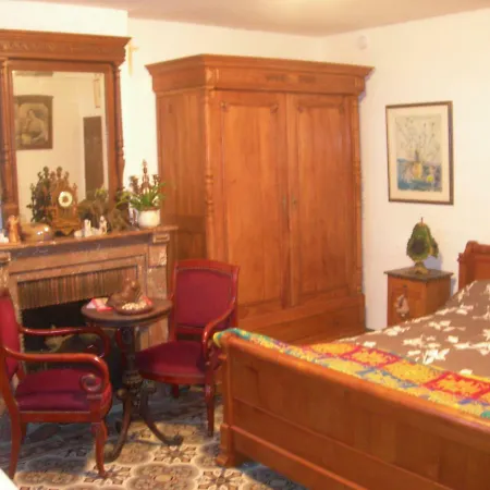 Maison d'hôtes La Fermette De La Vache Rousse Rosult
