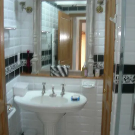 La Fermette De La Vache Rousse Maison d'hôtes Rosult